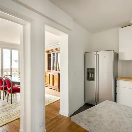 Daire Porte Versailles 1bdr Paris
